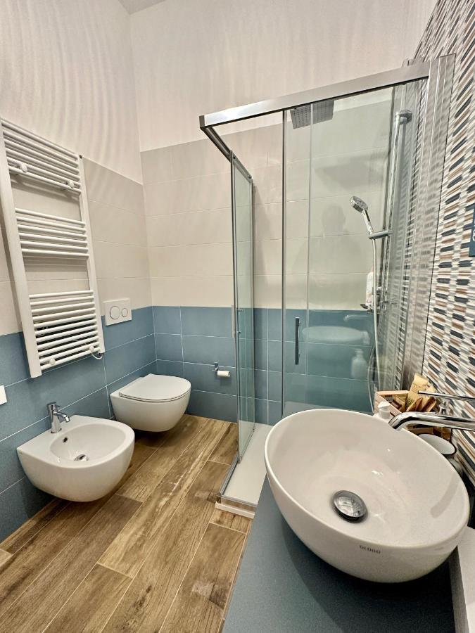Bed Art Relaxing Suite - Appartamento Con Sauna Happiness Suite Gallery San Benedetto del Tronto Bagian luar foto